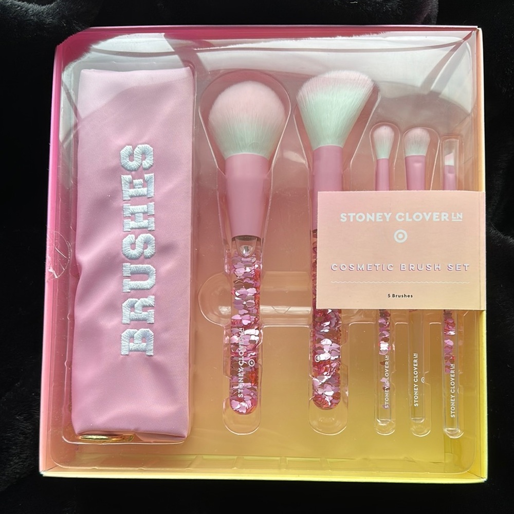 Stoney Clover Pink Cosmetic Brush Set